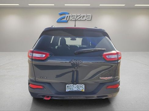 Used 2016 Jeep Cherokee Trailhawk w/ Comfort/Convenience Group image 4