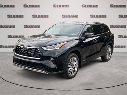 New 2026 Toyota Highlander Platinum