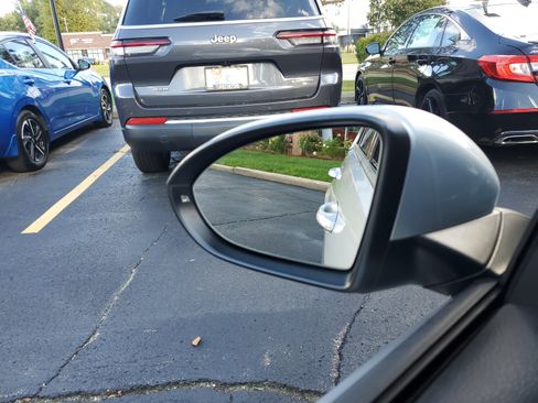 Used 2016 Volkswagen GTI Autobahn w/ Lighting Package (SEL) image 12