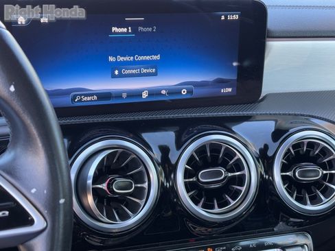 Used 2025 Mercedes-Benz CLA 250 4MATIC image 24