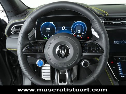 New 2025 Maserati Grecale Modena AWD/4WD image 26