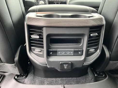 New 2026 RAM 1500 Laramie AWD/4WD image 35
