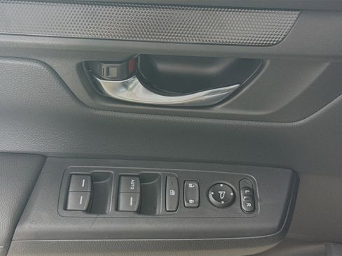 Used 2026 Honda CR-V LX image 19