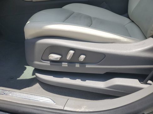 Used 2021 Cadillac XT5 Premium Luxury FWD image 23