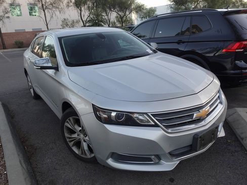 Used 2015 Chevrolet Impala LT image 2