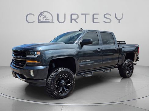 Used 2018 Chevrolet Silverado 1500 LT w/ All Star Edition AWD/4WD image 1