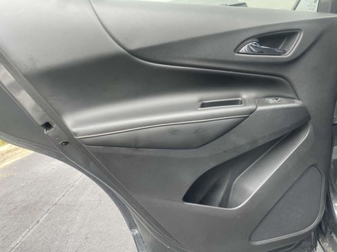 Used 2020 Chevrolet Equinox Premier FWD image 15
