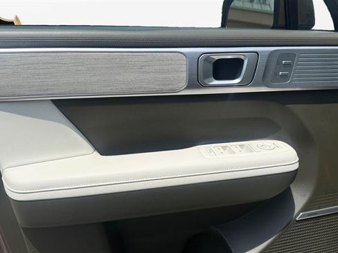 Used 2024 Hyundai Santa Fe Calligraphy AWD/4WD image 11