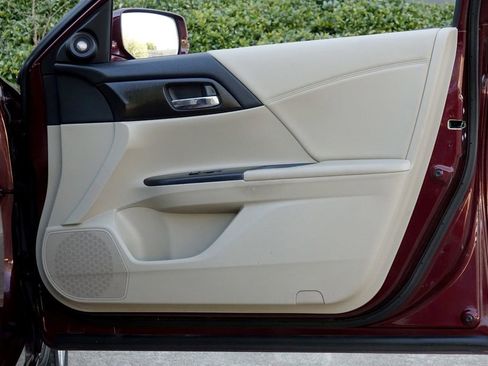 Used 2015 Honda Accord EX-L image 38