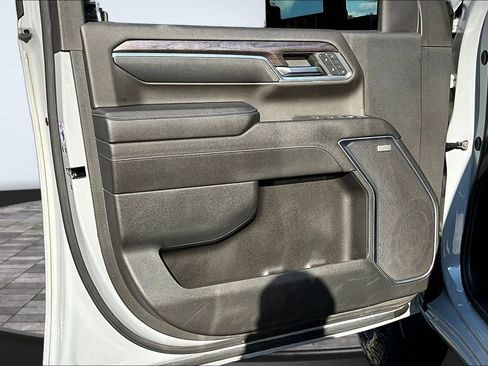 Used 2024 Chevrolet Silverado 3500 LTZ w/ LTZ Plus Package AWD/4WD image 25