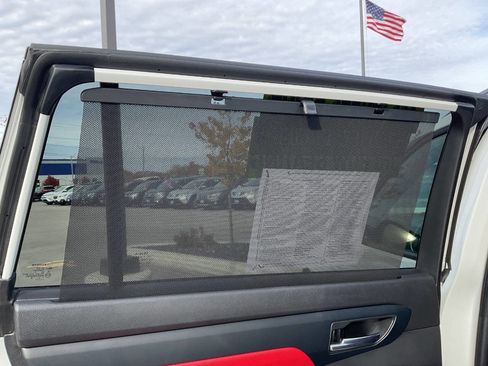 Used 2023 Toyota Highlander XSE image 37