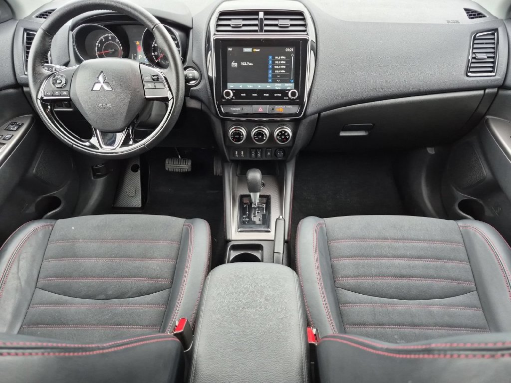 Used 2026 Mitsubishi Outlander Sport SE AWD/4WD image 27