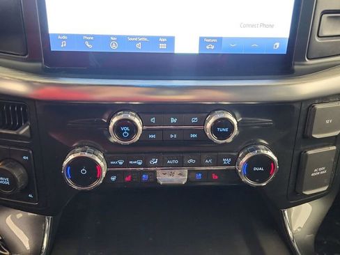 Certified 2022 Ford F150 Lariat w/ Equipment Group 502A High image 18