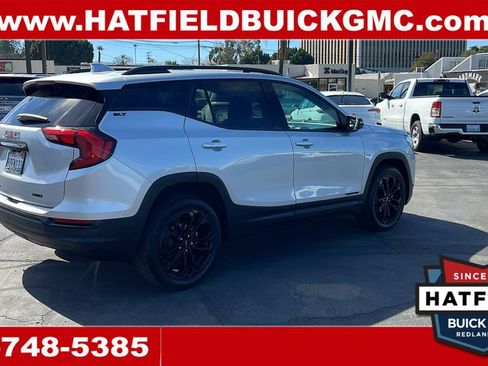 Used 2021 GMC Terrain SLT w/ Elevation Edition image 5