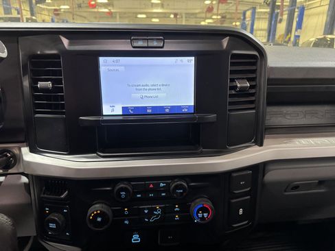 Used 2025 Ford F250 XL image 17