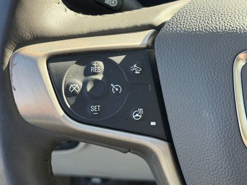 Used 2019 GMC Terrain Denali w/ Advanced Safety Package image 14