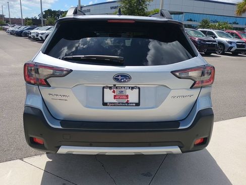 Certified 2024 Subaru Outback Limited AWD/4WD image 6