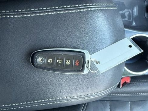 Used 2014 Ford Escape Titanium w/ Equipment Group 401A image 41