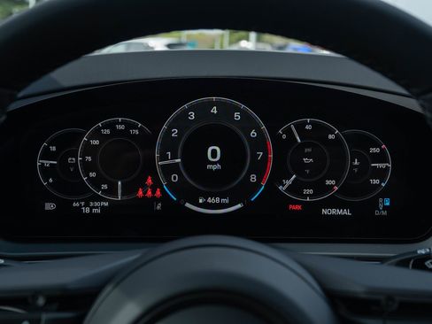 New 2026 Porsche Cayenne image 26