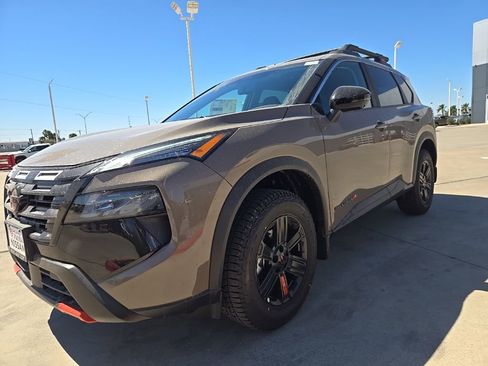 New 2026 Nissan Rogue SV w/ Rock Creek Premium Package image 3