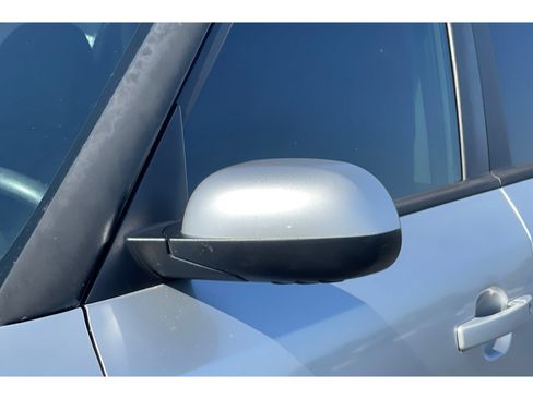 Used 2016 Kia Soul FWD image 12