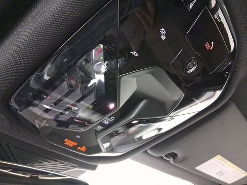 New 2026 BMW 530i image 17