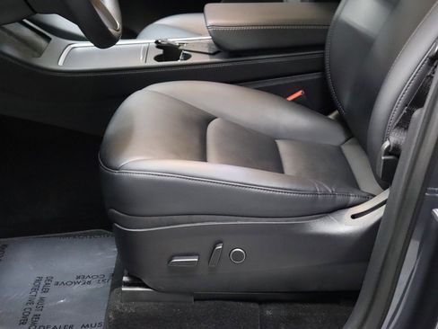Used 2021 Tesla Model Y Long Range image 37