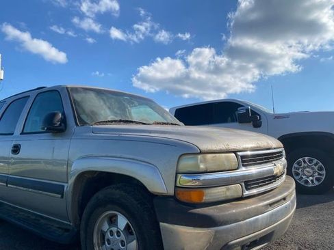 Used 2004 Chevrolet Tahoe LS w/ Preferred Equipment Group RWD image 7