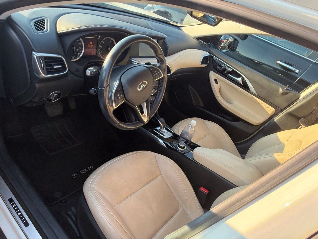 Used 2019 INFINITI QX30 AWD w/ Proassist Package image 6