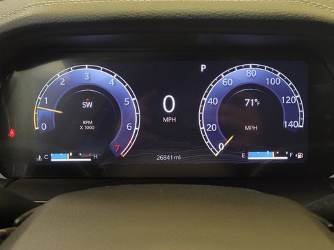 Used 2023 Jeep Grand Cherokee L Limited AWD/4WD image 23