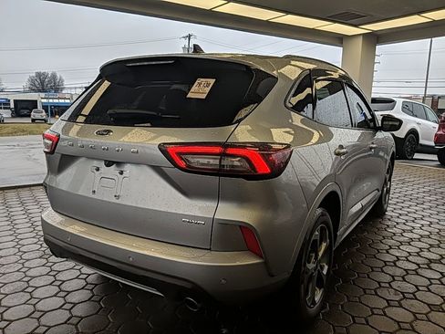 Used 2024 Ford Escape ST-Line w/ Tech Pack #1 image 5