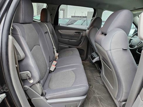Used 2014 Chevrolet Traverse LS image 22