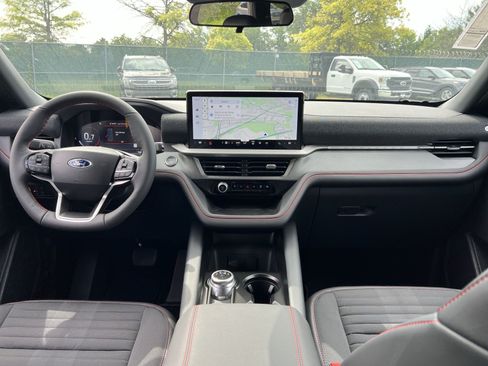 New 2026 Ford Explorer ST-Line w/ ST-Line Street Pack AWD/4WD image 23