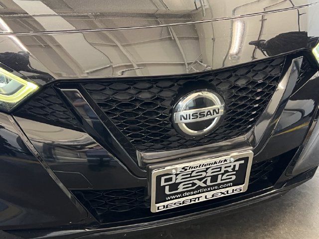 Used 2022 Nissan Maxima SR w/ Sport Mat Group FWD image 15