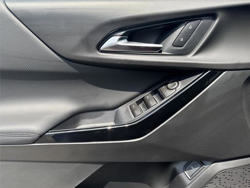 New 2026 Chevrolet Equinox LT FWD image 37