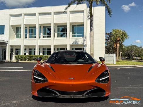 Used 2018 McLaren 720S Luxury image 9