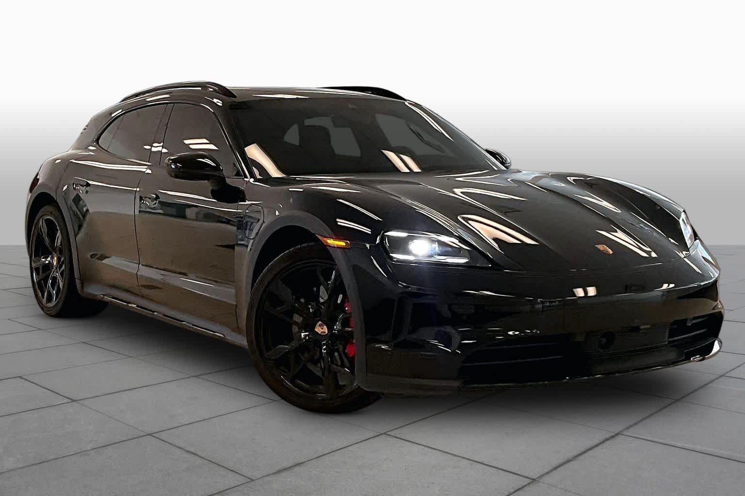 Used 2025 Porsche Taycan 4S AWD/4WD image 2