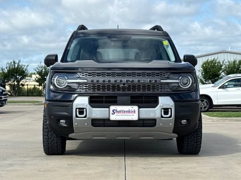 Used 2025 Ford Bronco Sport Badlands w/ Badlands Tech Package AWD/4WD image 2