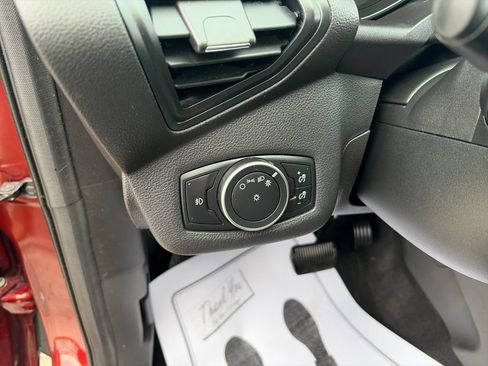 Used 2015 Ford Escape SE AWD/4WD image 17