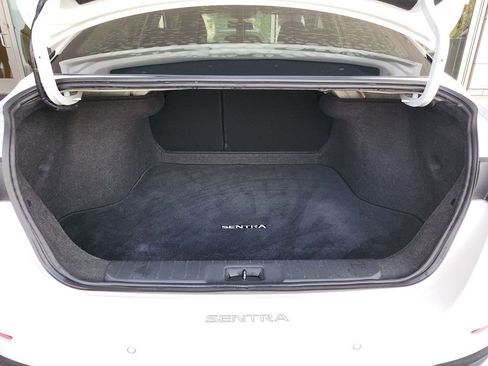 Certified 2024 Nissan Sentra SR image 13