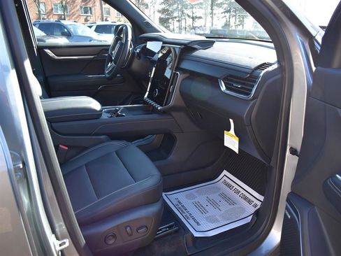 New 2026 GMC Acadia Elevation w/ Black Edition image 5