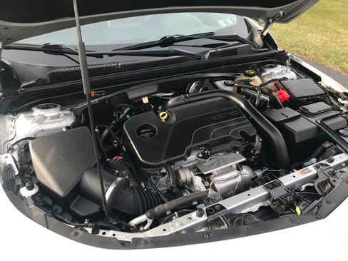 Used 2022 Chevrolet Malibu LS image 45