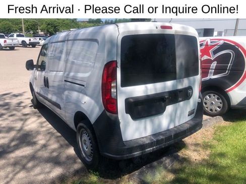 Used 2019 RAM ProMaster City Tradesman FWD image 3