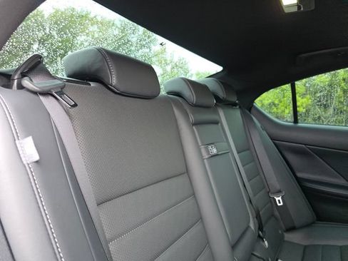 Used 2025 Lexus IS 350 F Sport RWD image 14