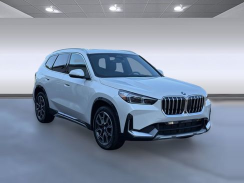 Used 2026 BMW X1 xDrive28i AWD/4WD image 43