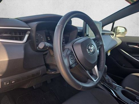 Used 2023 Toyota Corolla SE FWD image 9