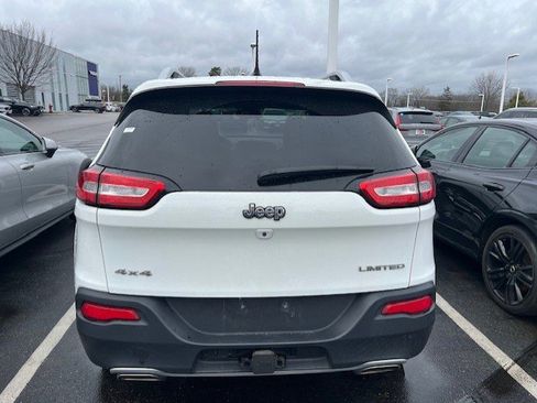 Used 2015 Jeep Cherokee Limited w/ Luxury Group image 6