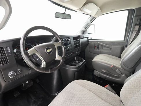 Used 2019 Chevrolet Express 3500 w/ Power Convenience Package image 9