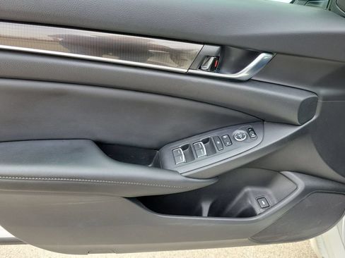 Used 2021 Honda Accord Sport image 16
