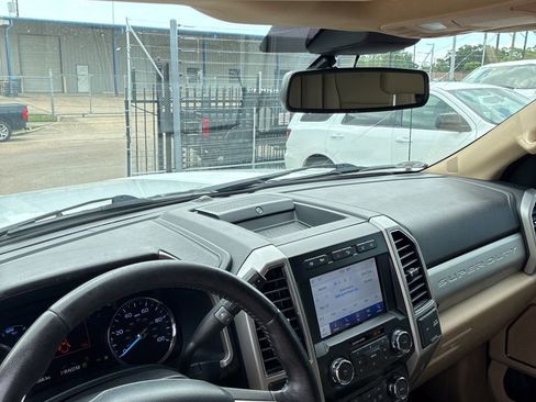 Used 2020 Ford F250 Lariat w/ Lariat Ultimate Package AWD/4WD image 20